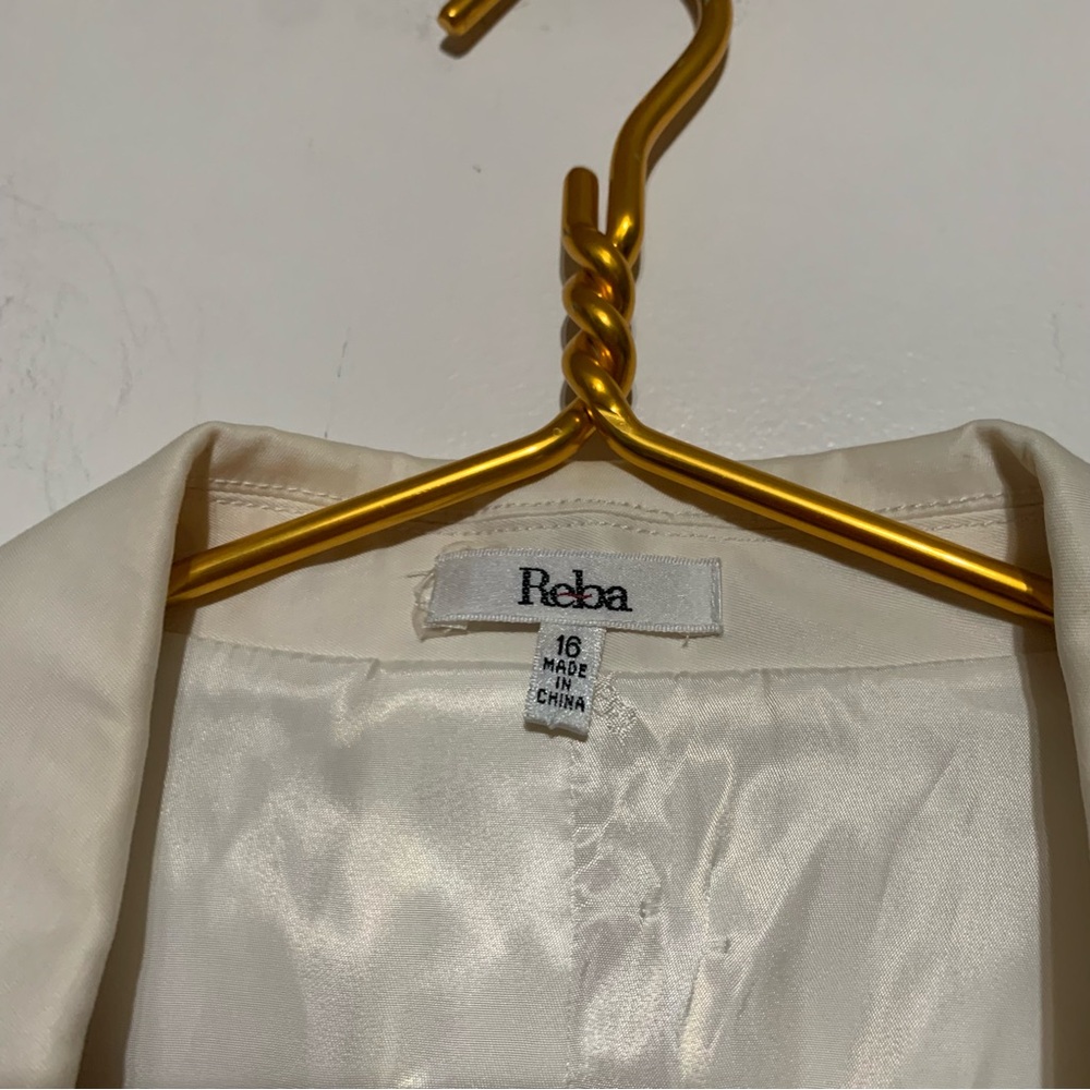 Reba Women's Ivory Blazer - Picture 3 of 4